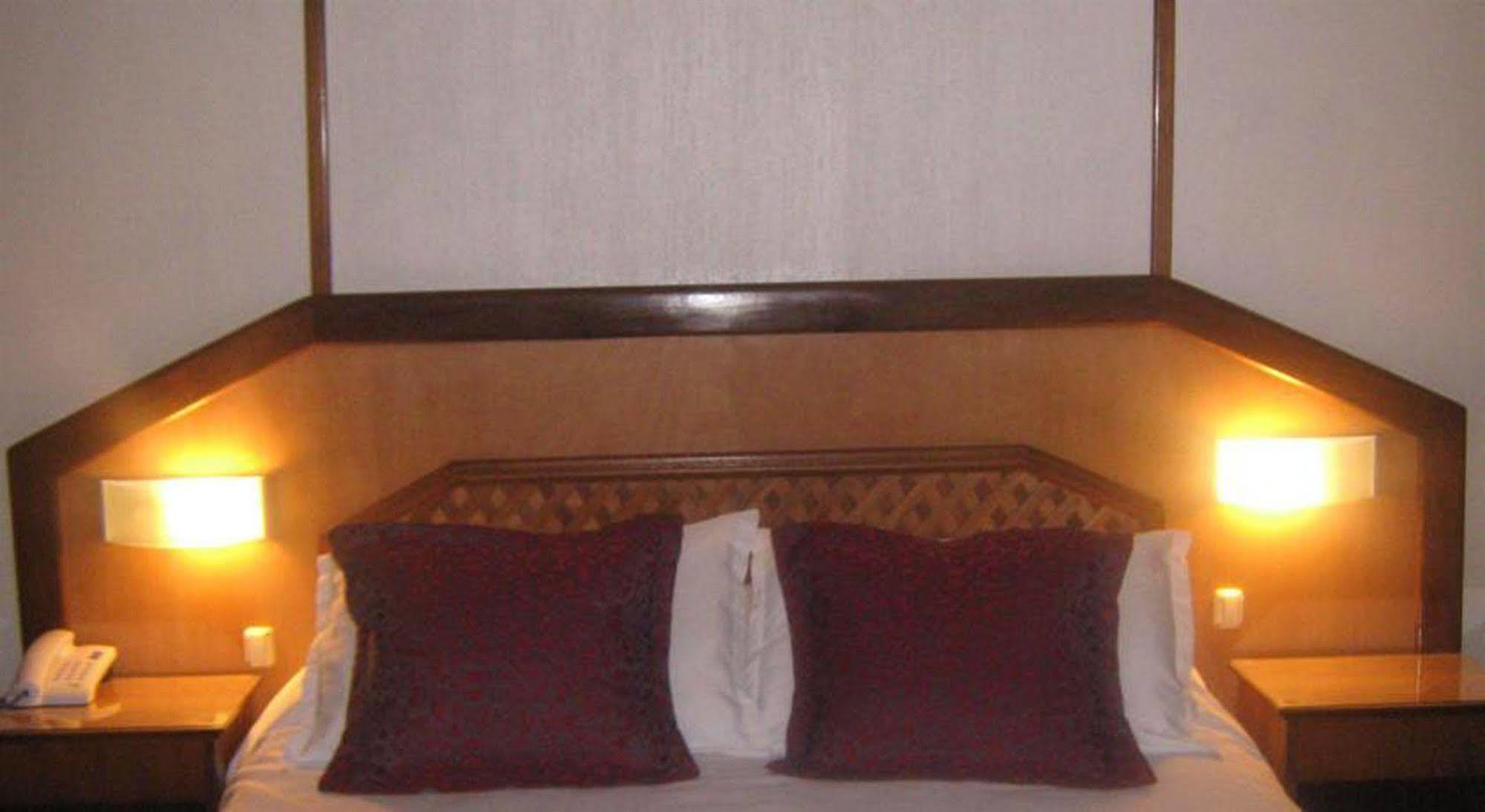 Hotel Continental モンテビデオ エクステリア 写真